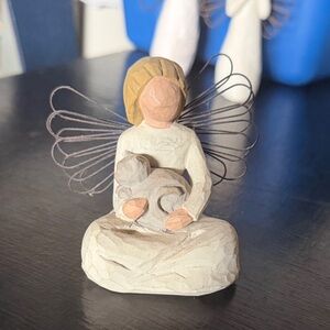 Willow Tree Angel with Cat in Cream and Brown